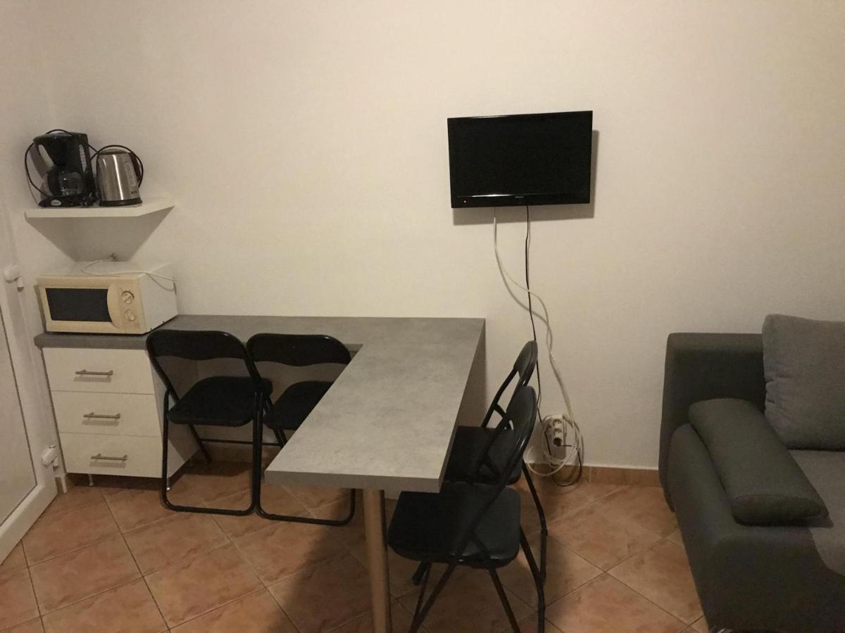 Apartament Famvarga Apartmanhaz Balatonfenyves Zewnętrze zdjęcie