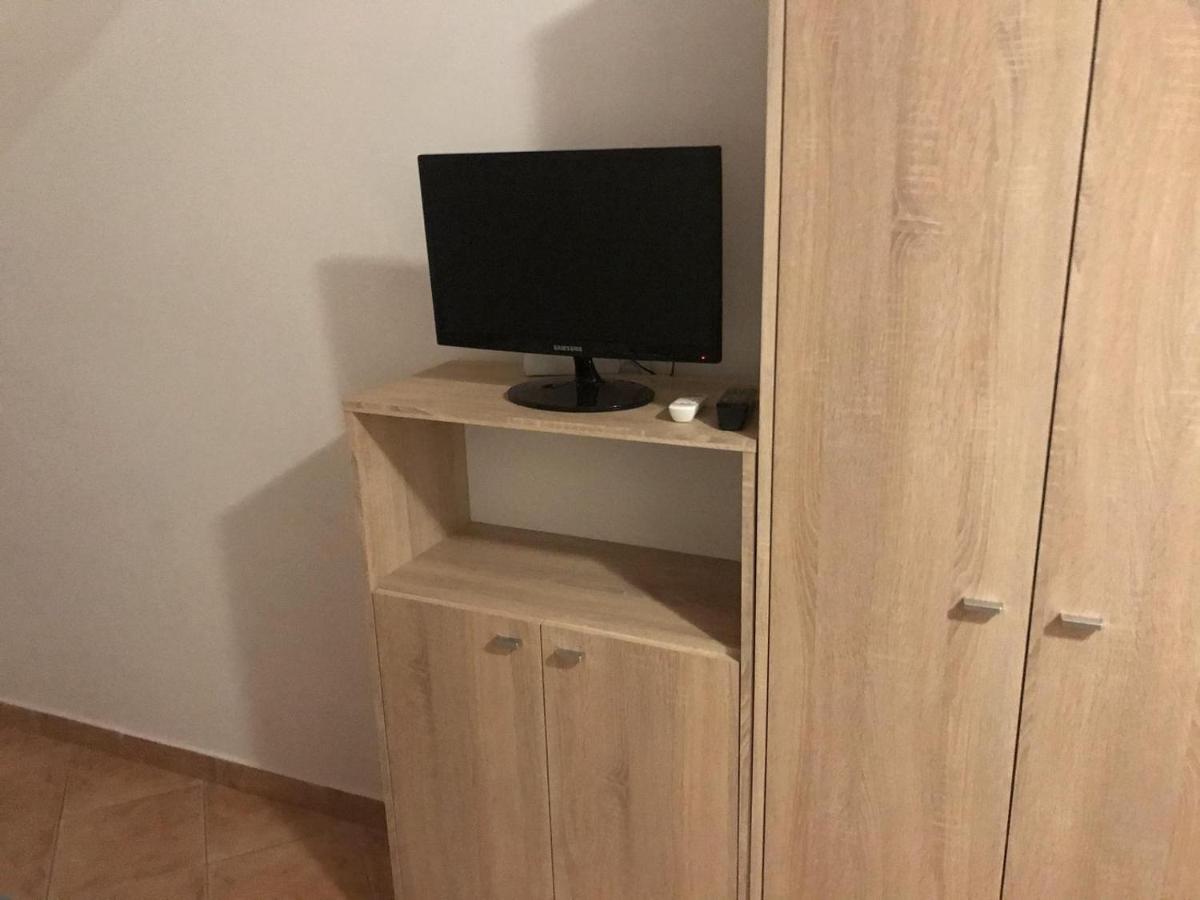 Apartament Famvarga Apartmanhaz Balatonfenyves Zewnętrze zdjęcie