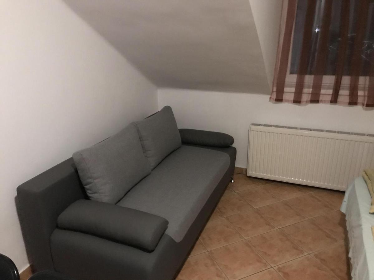 Apartament Famvarga Apartmanhaz Balatonfenyves Zewnętrze zdjęcie