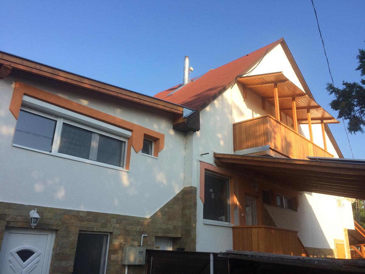 Apartament Famvarga Apartmanhaz Balatonfenyves Zewnętrze zdjęcie