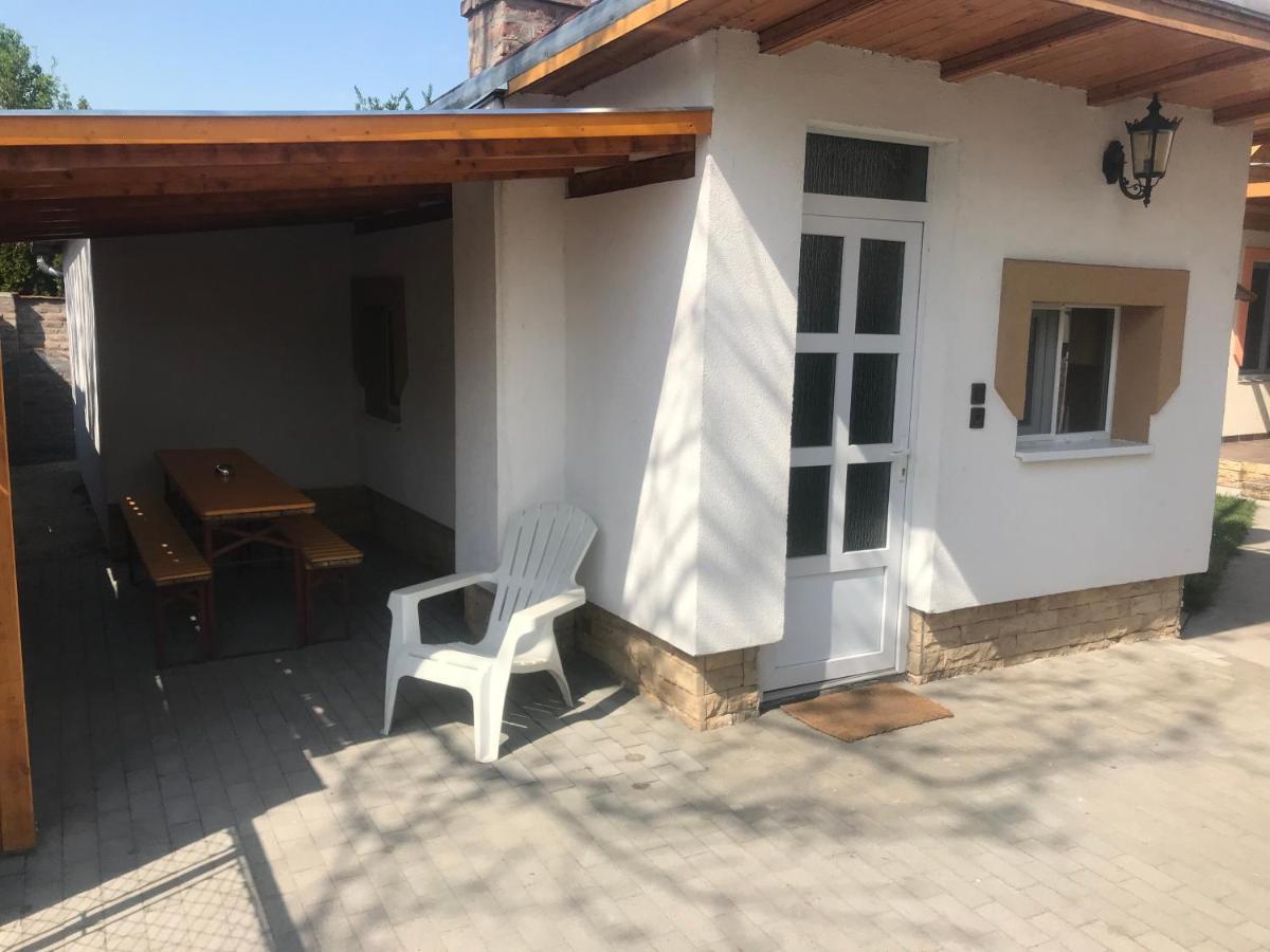 Apartament Famvarga Apartmanhaz Balatonfenyves Zewnętrze zdjęcie