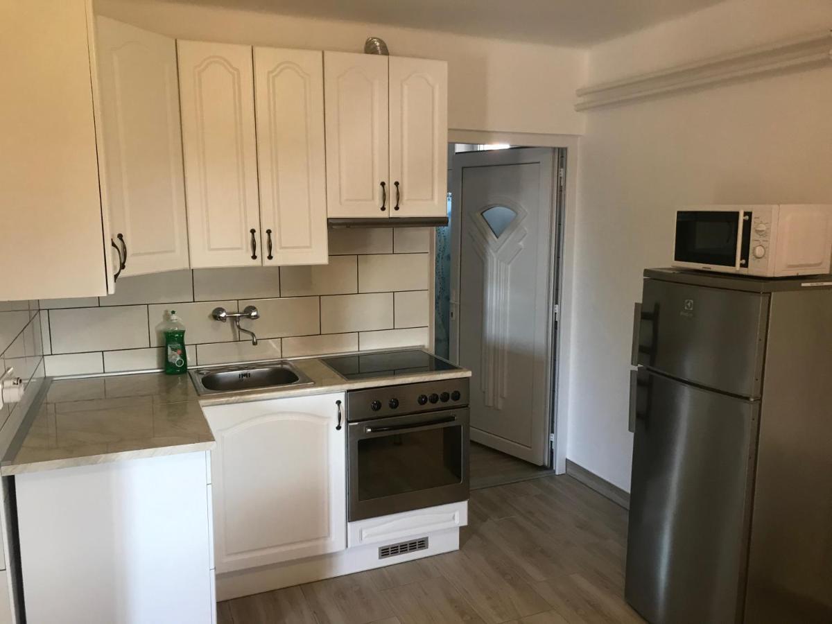 Apartament Famvarga Apartmanhaz Balatonfenyves Zewnętrze zdjęcie